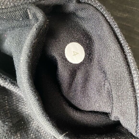 Lululemon Groove Crop Leggings Women’s Size 4 Gray Black Active Stretch - Picture 6 of 8